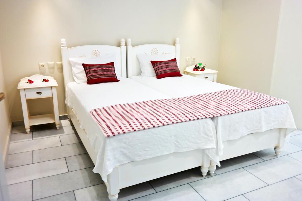 Vasilikos Studios Naxos City Room photo