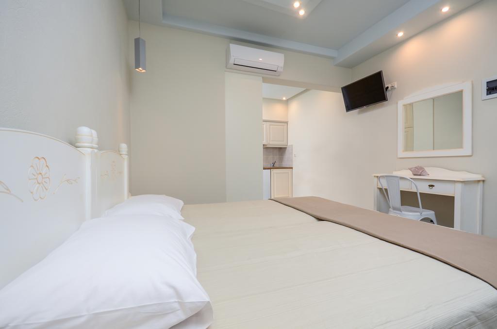 Vasilikos Studios Naxos City Room photo